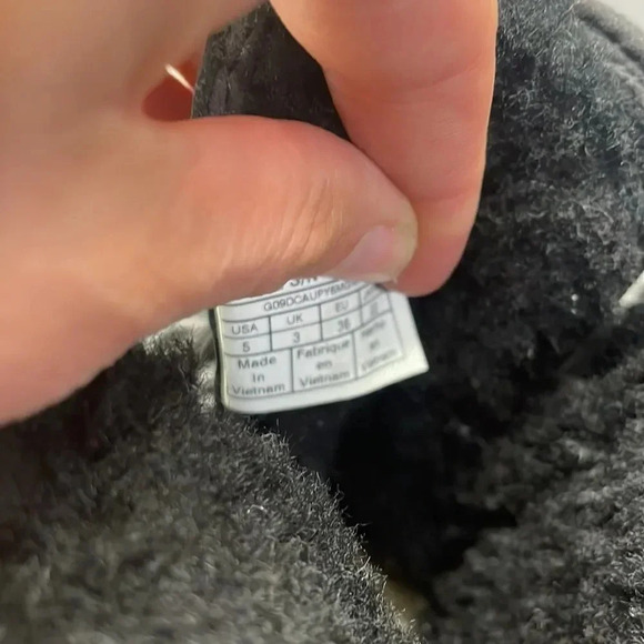 𝅺ugg Adirondack II leopard woman’s waterproof boots - Picture 13 of 14